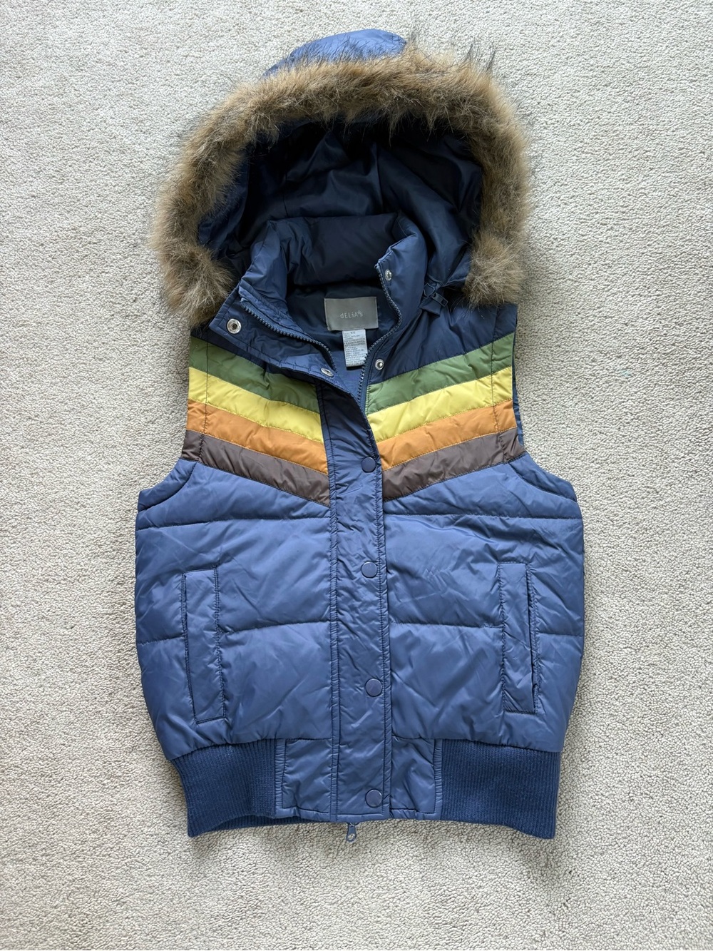 Vintage dELiA*s Retro Rainbow Chevron Apres Ski Retro 70’s Down Puffer Vest